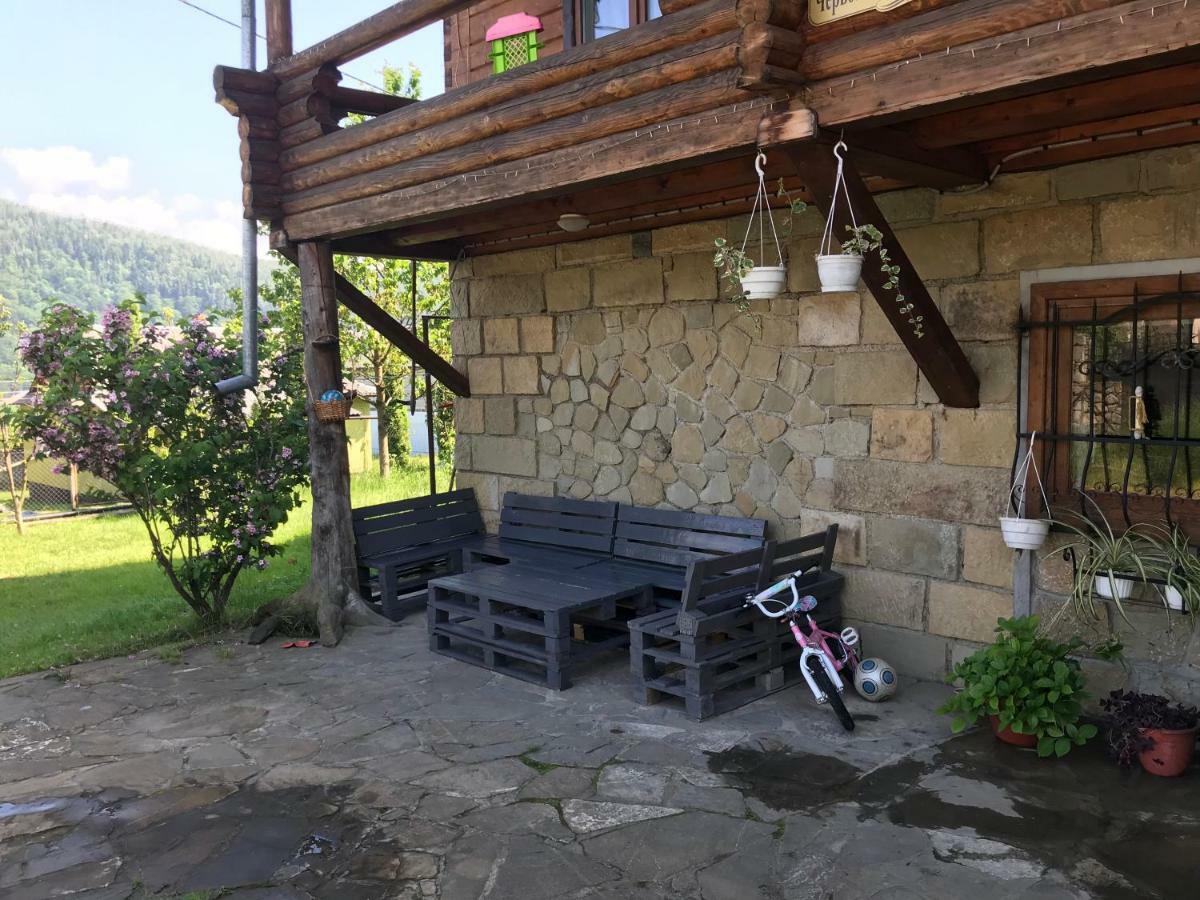 Садиба Червона Калина Private Estate Chervona Kalyna Jaremtsje Buitenkant foto